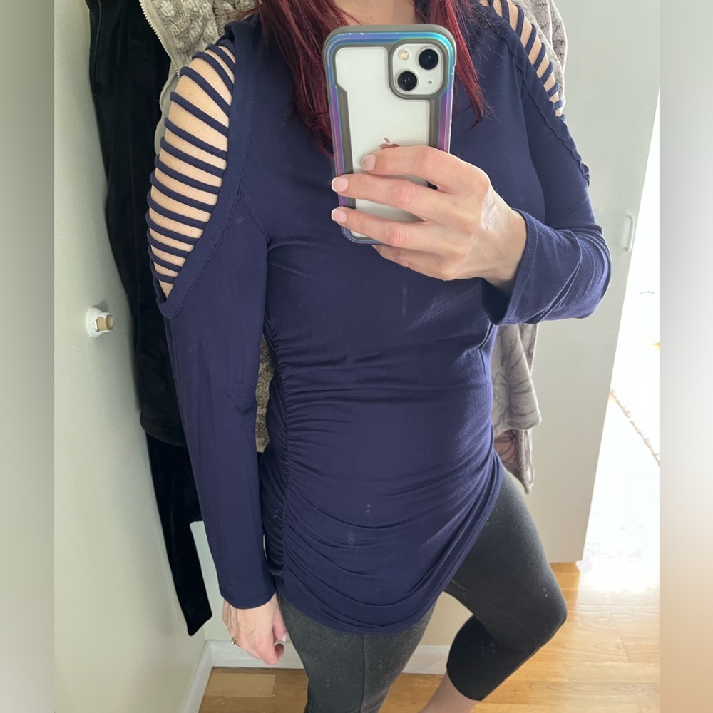 Navy Long Sleeve Ruched Tunic - Picture 4 of 4
